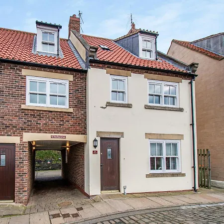 Nans - Uk43350 Whitby